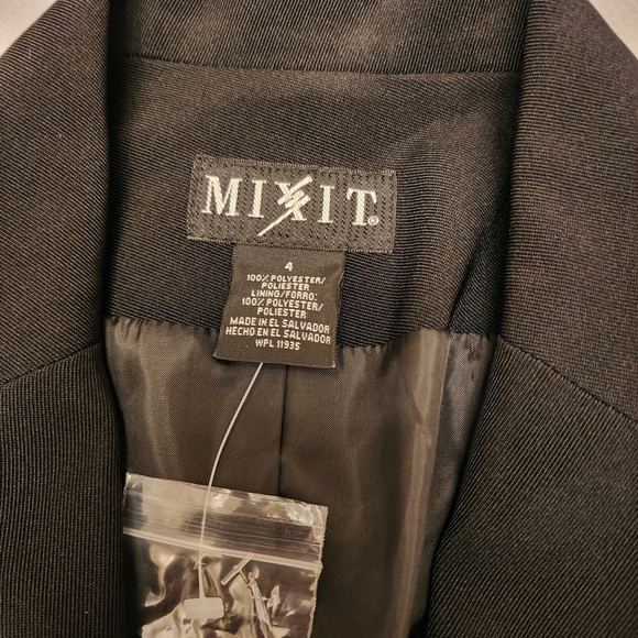 Mix It Black Blazer Size 4 - Picture 10 of 10